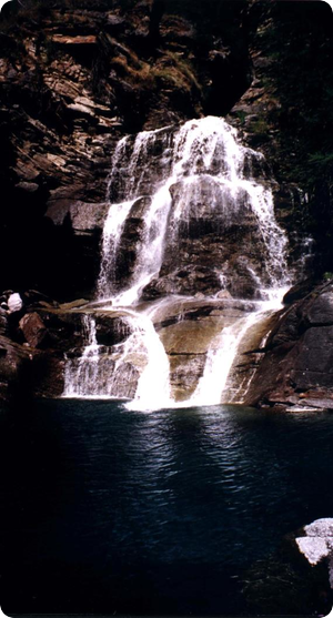 Cascade at Lillaz